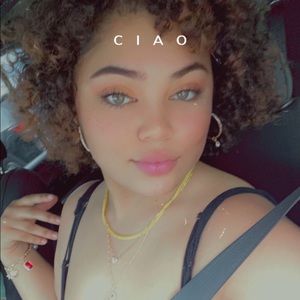 Meet your Posher, Anachalie